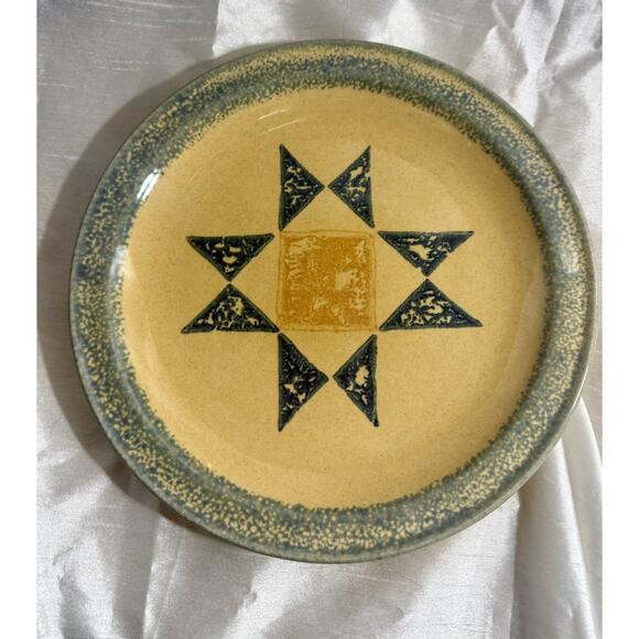 Vintage Pfaltzgraff America MAFA 10 3/8” Stoneware Dinner Plates – Set of 4 - Picture 5 of 10